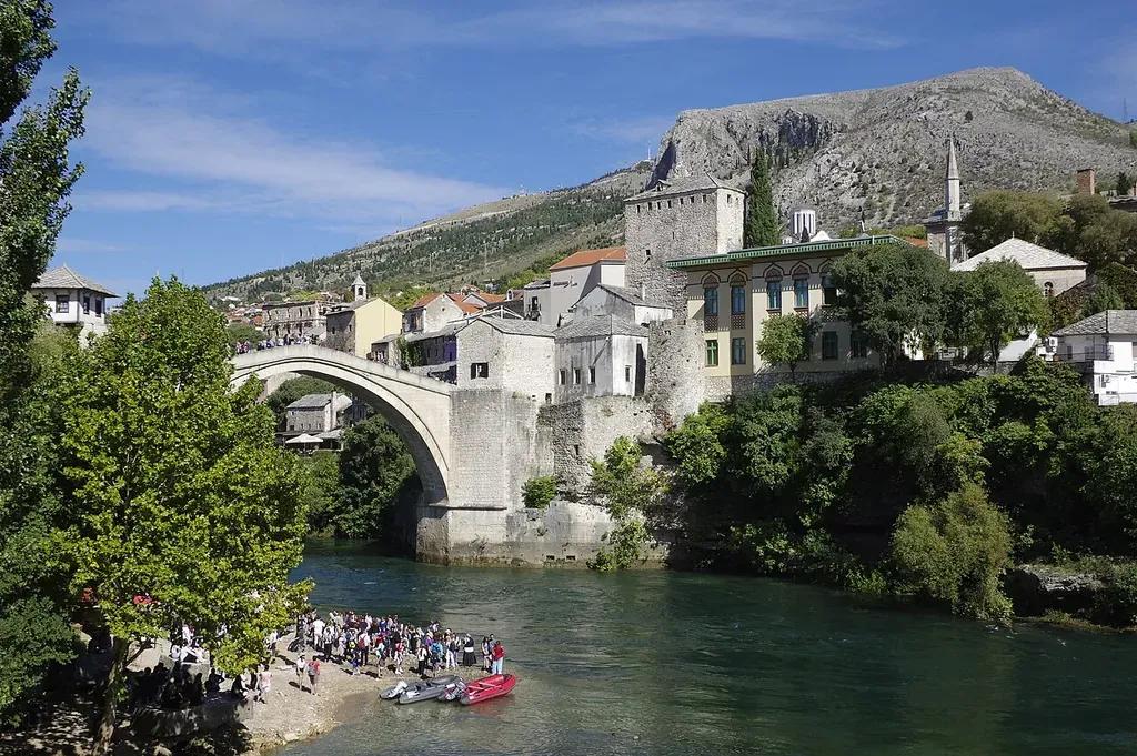 Saraybosna eSIM - Saraybosna, Bosna-Hersek için ön ödemeli seyahat interneti satın alın