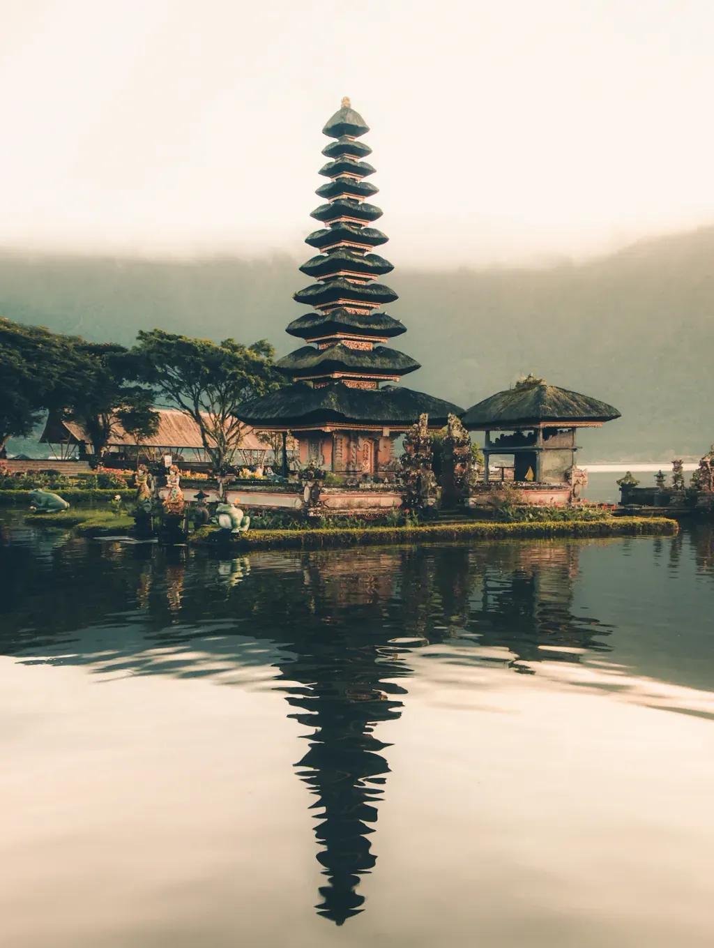 Bali eSIM - Bali, Endonezya için ön ödemeli seyahat interneti satın alın