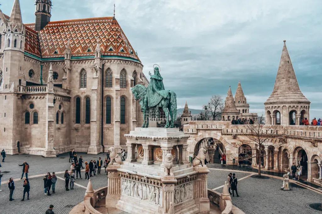 Budapeşte eSIM - Budapeşte, Macaristan için ön ödemeli seyahat interneti satın alın