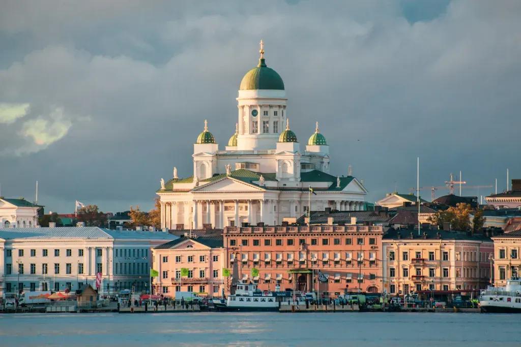 Helsinki eSIM - Helsinki, Finlandiya için ön ödemeli seyahat interneti satın alın