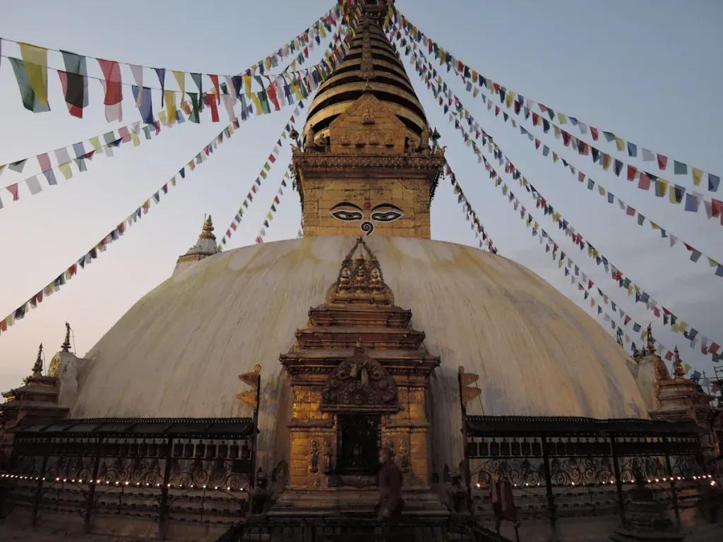Katmandu eSIM - Katmandu, Nepal için ön ödemeli seyahat interneti satın alın