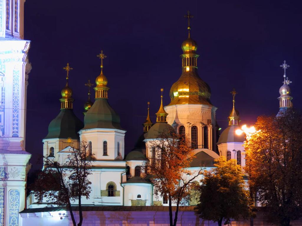 Lviv eSIM - Lviv, Ukrayna için ön ödemeli seyahat interneti satın alın