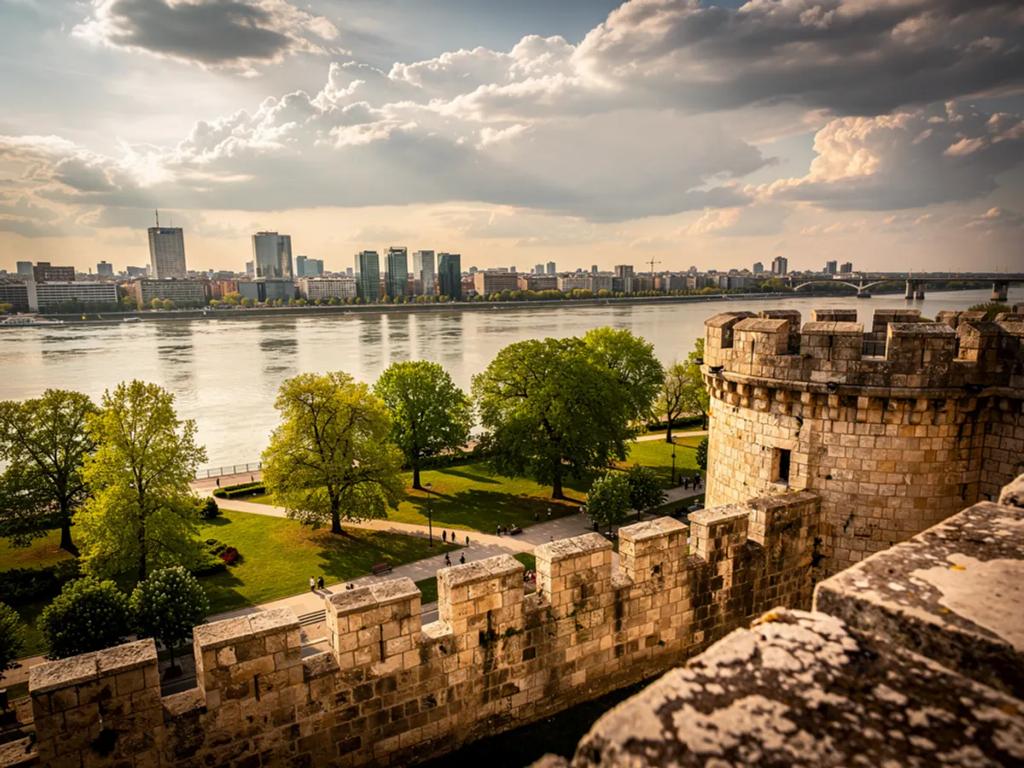 Belgrad eSIM - Belgrad, Sırbistan için ön ödemeli seyahat interneti satın alın