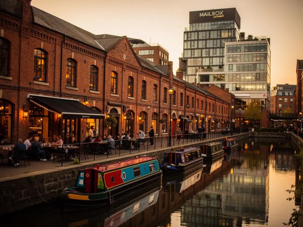 Birmingham eSIM - Birmingham, Birleşik Krallık için ön ödemeli seyahat interneti satın alın