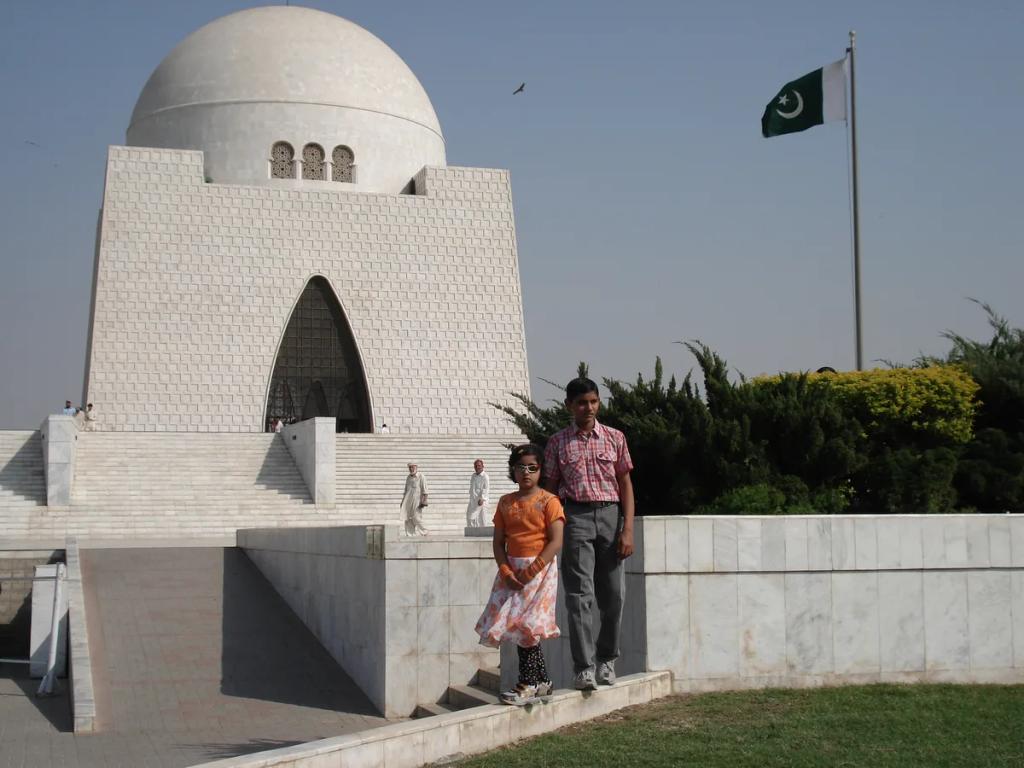 Karaçi eSIM - Karaçi, Pakistan için ön ödemeli seyahat interneti satın alın