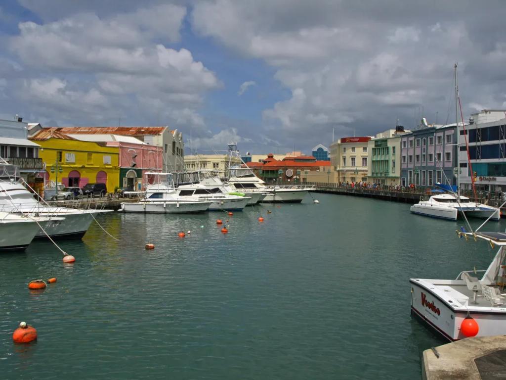 Barbados seyahati - Mobil internet için Barbados eSIM satın alın